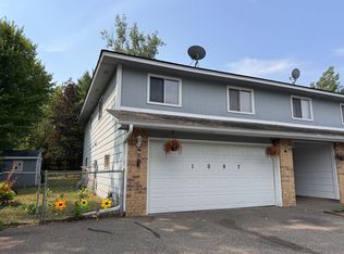 1097 Regency Dr, Woodbury, MN 55125