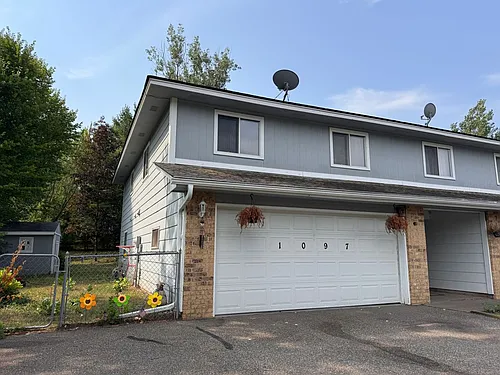 1097 Regency Dr Photo 1