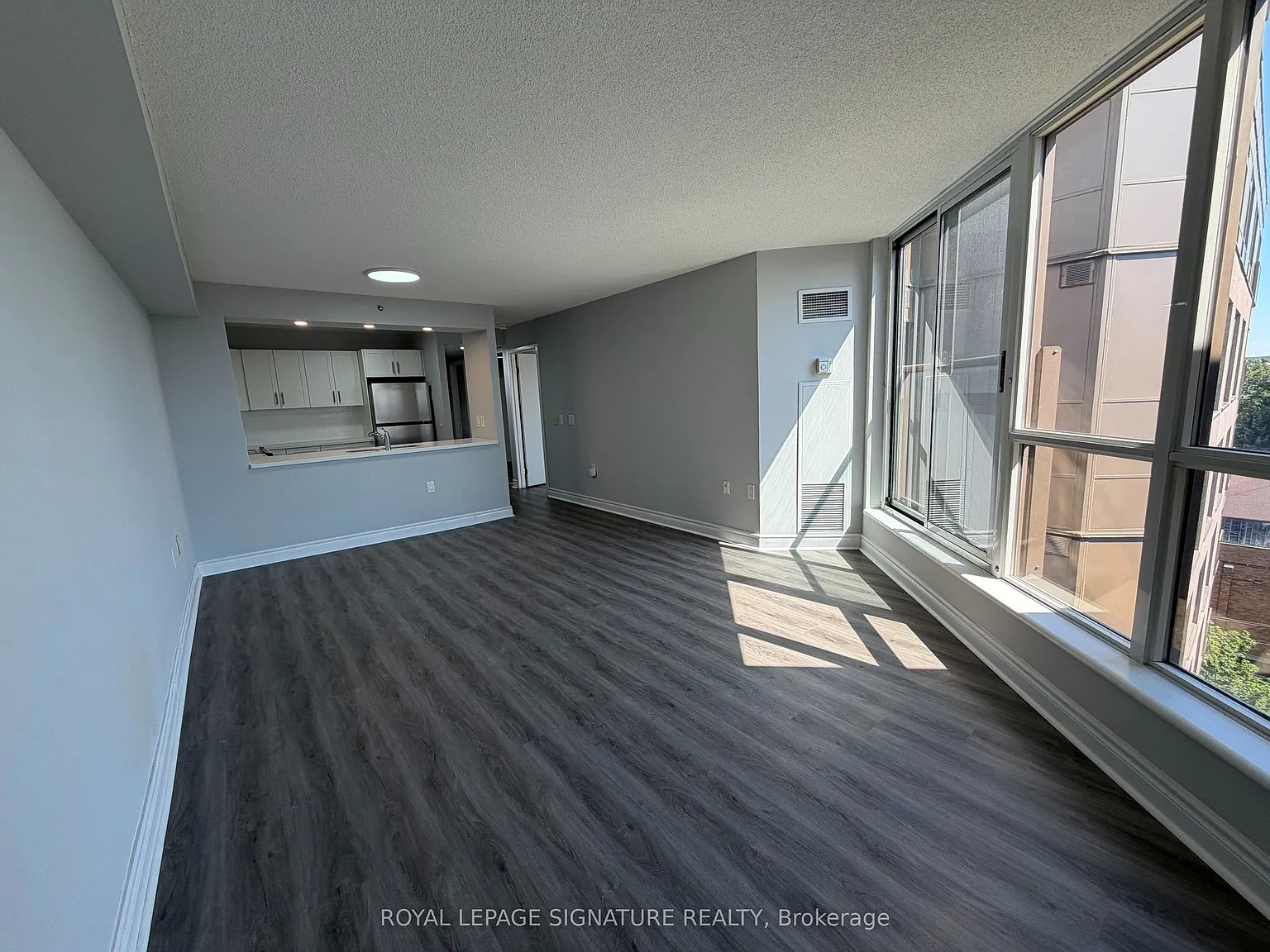 1 bed, $3,200 — Photo 2