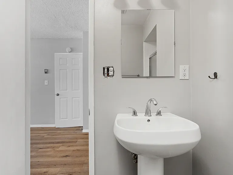 4522 Dawson Ave #4 — Photo 17
