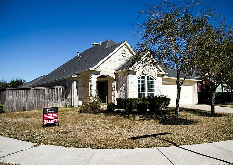 1st image of 4010 Wolf Springs Ct