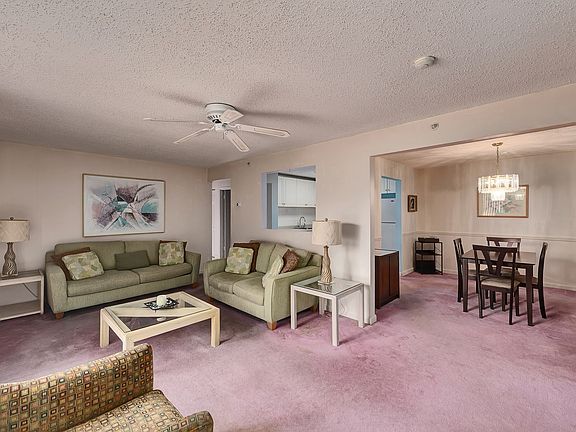 4th image of 3 Birchwood Point #202