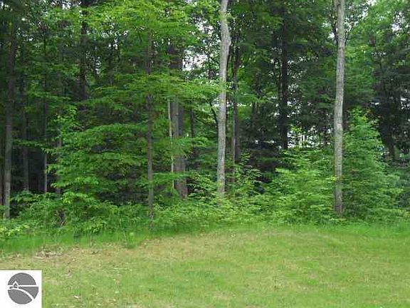 2nd image of 3622 Sugar Shack Dr