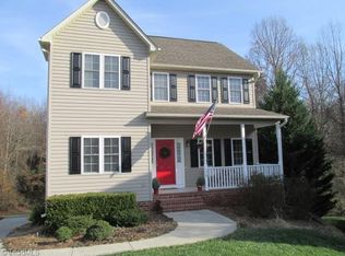 170 Millers Crossing Ct, Winston Salem, NC 27103