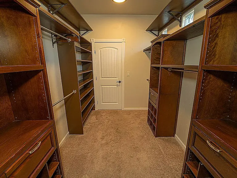 820 Serrano Pointe St NW — Photo 36