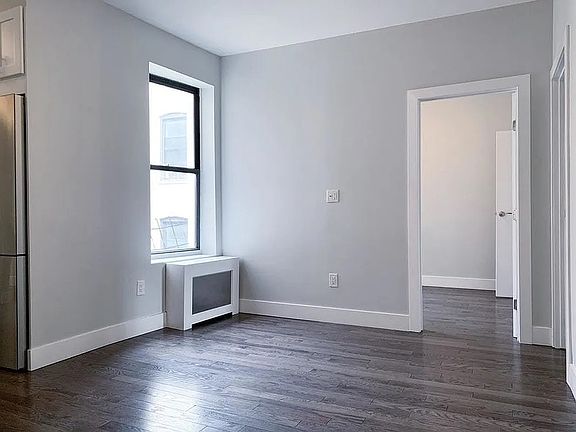 3rd image of 250 Pacific St APT 22