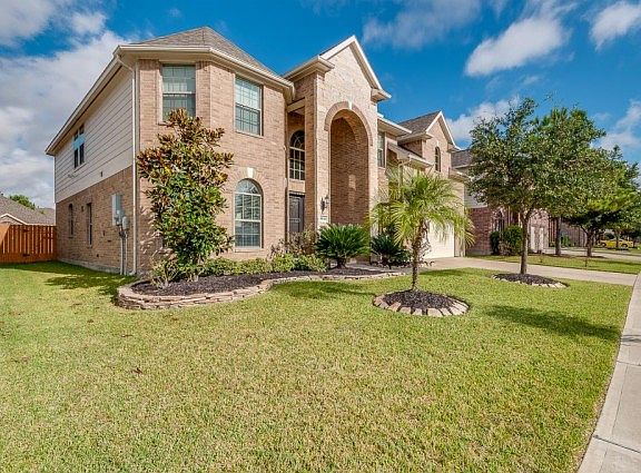 4th image of 8630 Cape Royal Dr