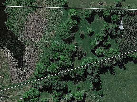 4th image of 15055 Little Lake Rd