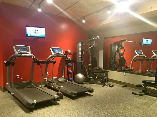 Rented by TheRealEstateCompany.com LLC | media 35