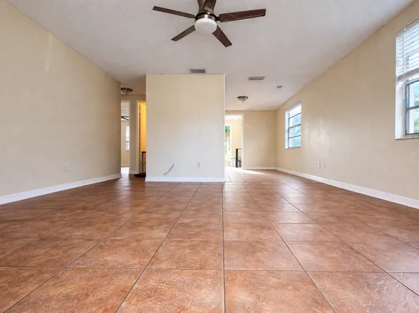3919 3rd Avenue Dr E #3919, Palmetto, FL 34221