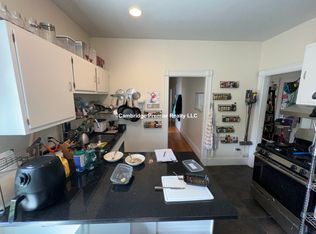394 Washington St #3, Somerville, MA 02143