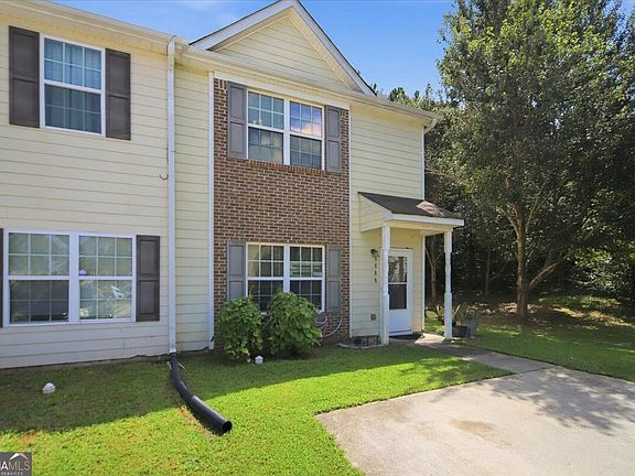 2nd image of 6888 Mountain Cir