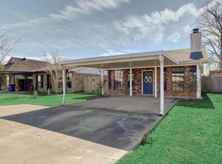 803 Saint Seton Ln, Youngsville, LA 70592
