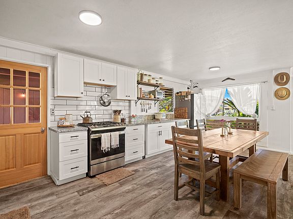 3rd image of 4401 Aalona St