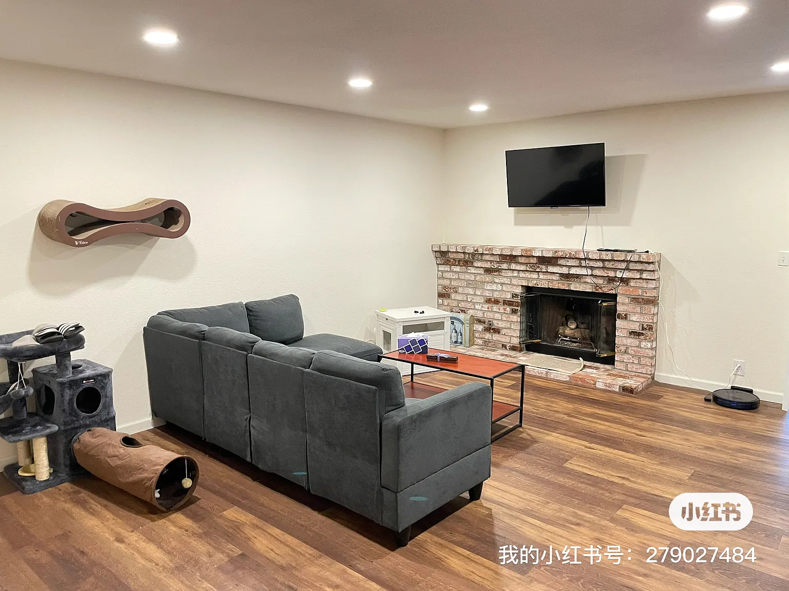 253 Oak Ave — Photo 2