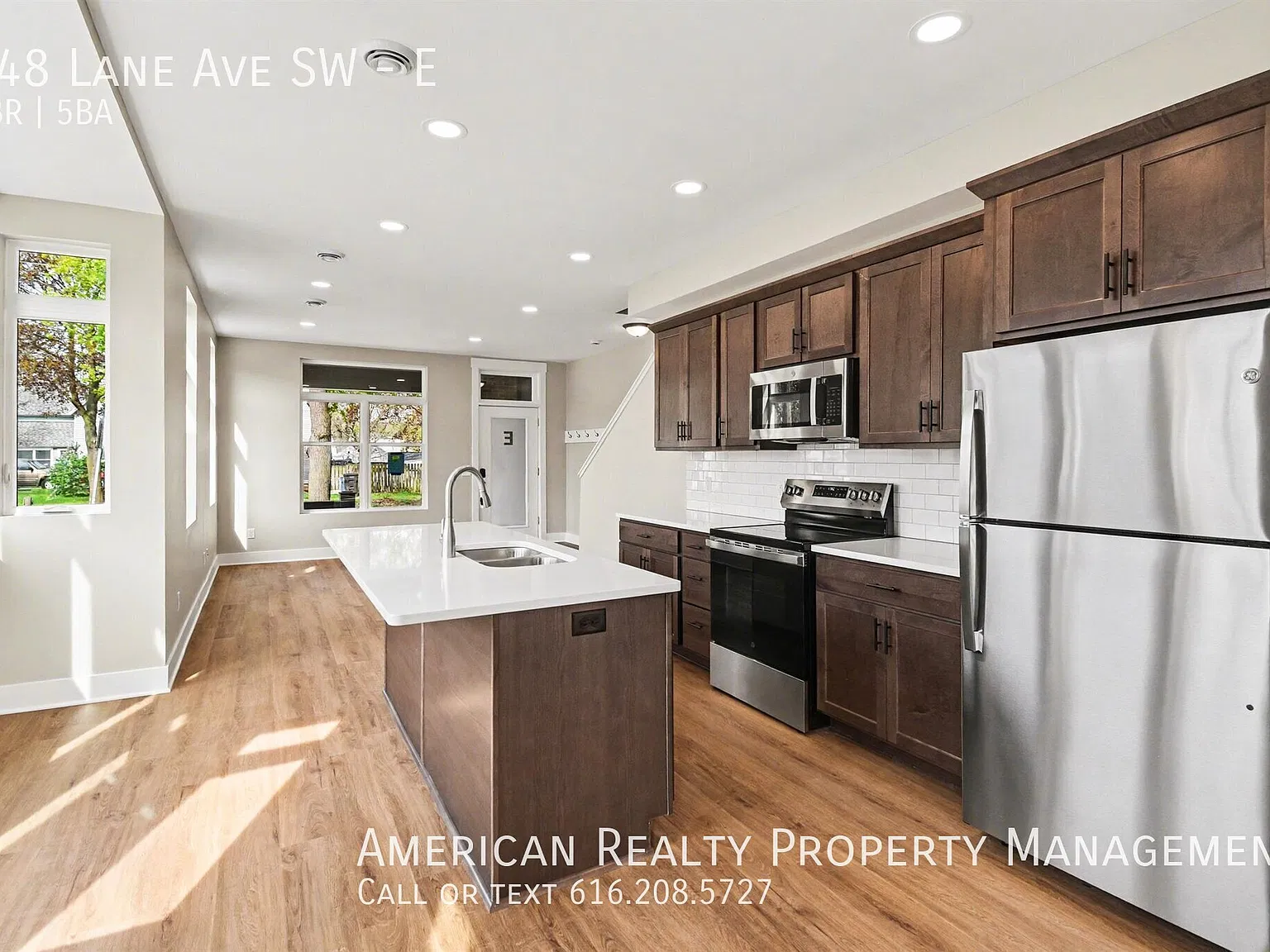 4 bed, 4.5 bath, 2448 sqft, $3,300 — Photo 2