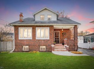 2570 Allen Ave, Union, NJ 07083