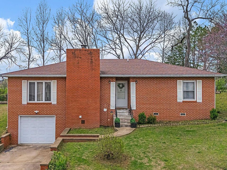 1st image of 915 Jefferson Avenue