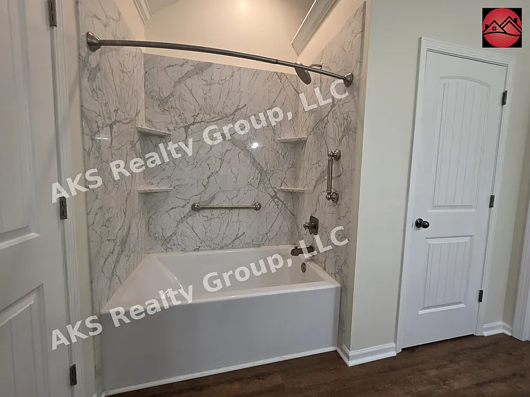 6116 Townley Way — Photo 15