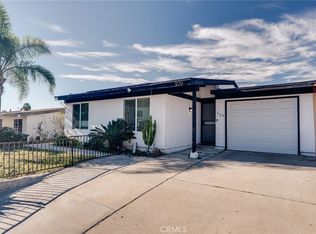 920 Raintree Pl, Vista, CA 92084