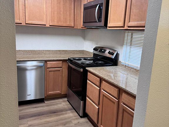 5th image of 3012 Eastshore Pl