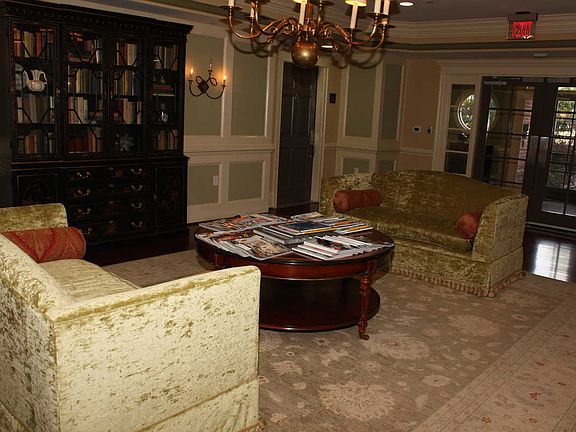 4th image of 1231 Byrd Ave Unit 3D