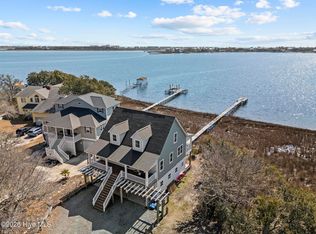 1039 Chadwick Shores Drive, Sneads Ferry, NC 28460