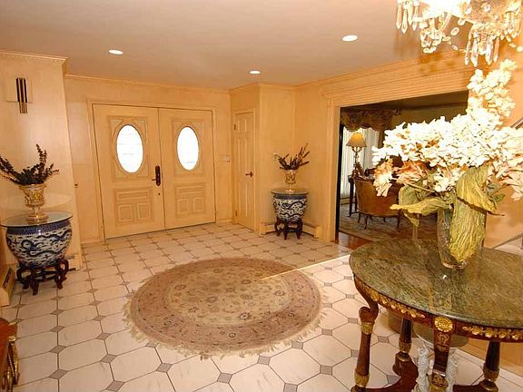 Elegant Entrance Hall