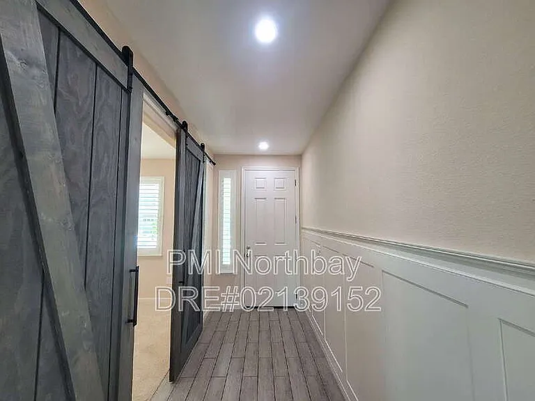 308 Aster St — Photo 3
