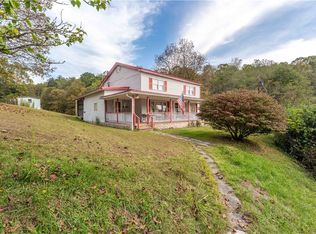 322 Wilson Rd, Mount Morris, PA 15349