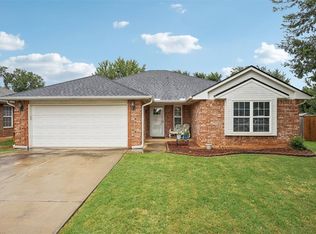 2027 Echo Rdg, Edmond, OK 73012