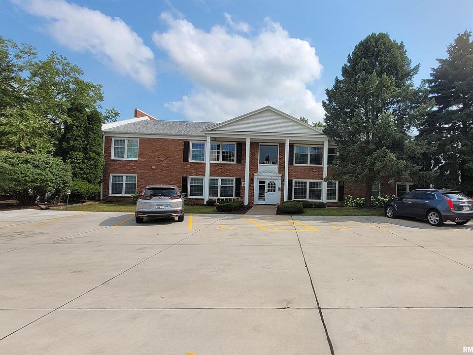 1st image of 3215 E Locust St APT 74