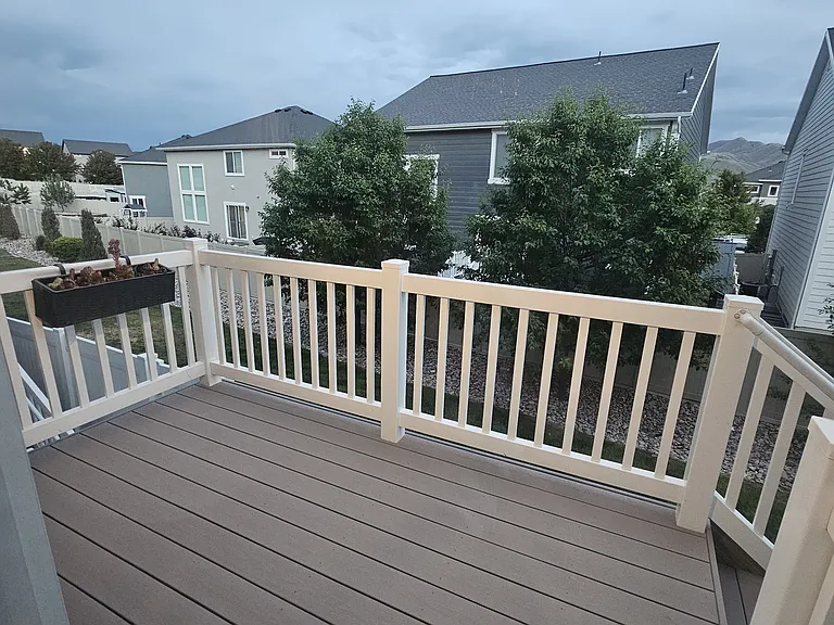 1749 W Newcastle Ln — Photo 18