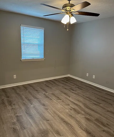 1608 Clearview Pkwy #B — Photo 16