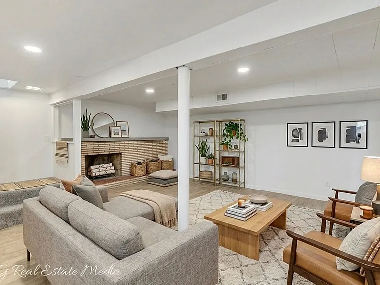 504 Brunswick Dr — Photo 14