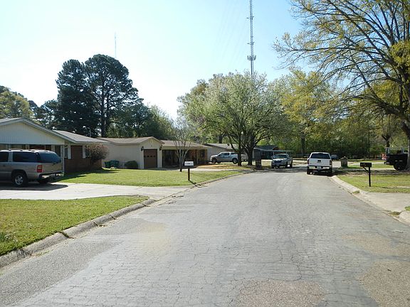 4th image of 1710 Liddell Ln