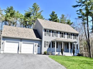 5 Medeiros Ln, Dartmouth, MA 02747