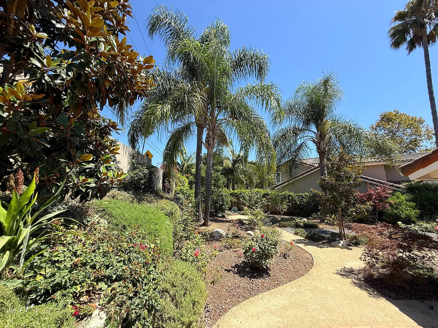 Beautifully Updated 3 bedroom + Office/2 Bathroom Home In Gated Community — Photo 2