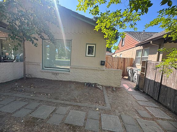 2nd image of 1628 Park Blvd