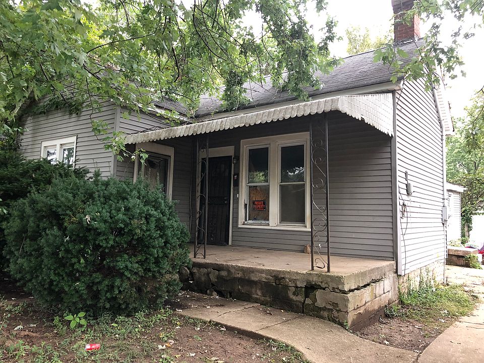 1st image of 447 Delcamp Dr