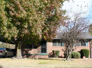 310 Isaac Hayes Dr, Dyersburg, TN 38024