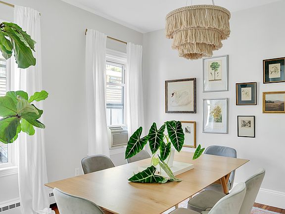 4th image of 28 Inman St APT 3