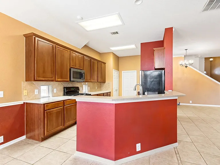 3527 Mendocino Park — Photo 8