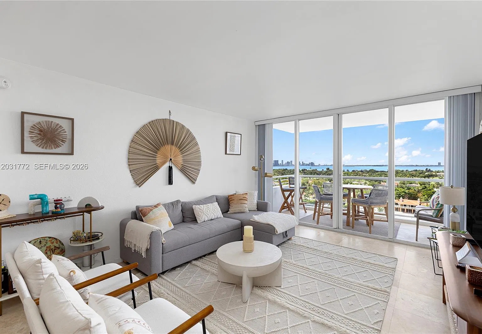 5600 Condo — Photo 3