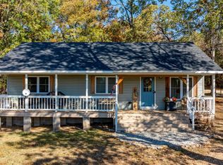 69421 E 94th Rd, Wyandotte, OK 74370