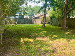 316 Edgewood St, Paris, TN 38242