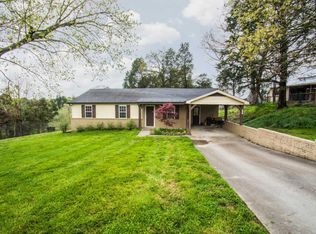 115 N Springview Rd, Maryville, TN 37801