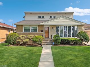 7310 W Main St, Niles, IL 60714