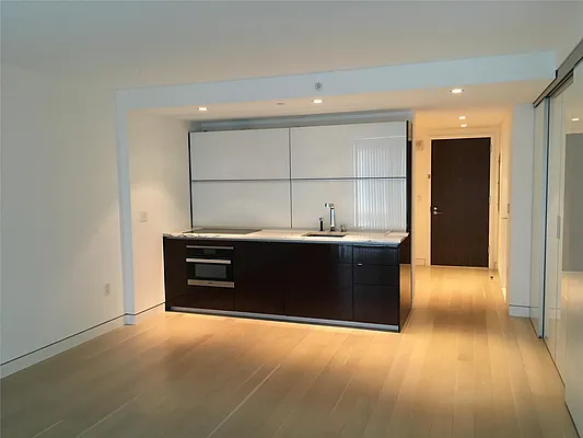 Rented by Douglas Elliman | media 24