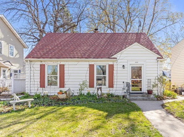 522 Pelham Blvd, Saint Paul, MN 55104